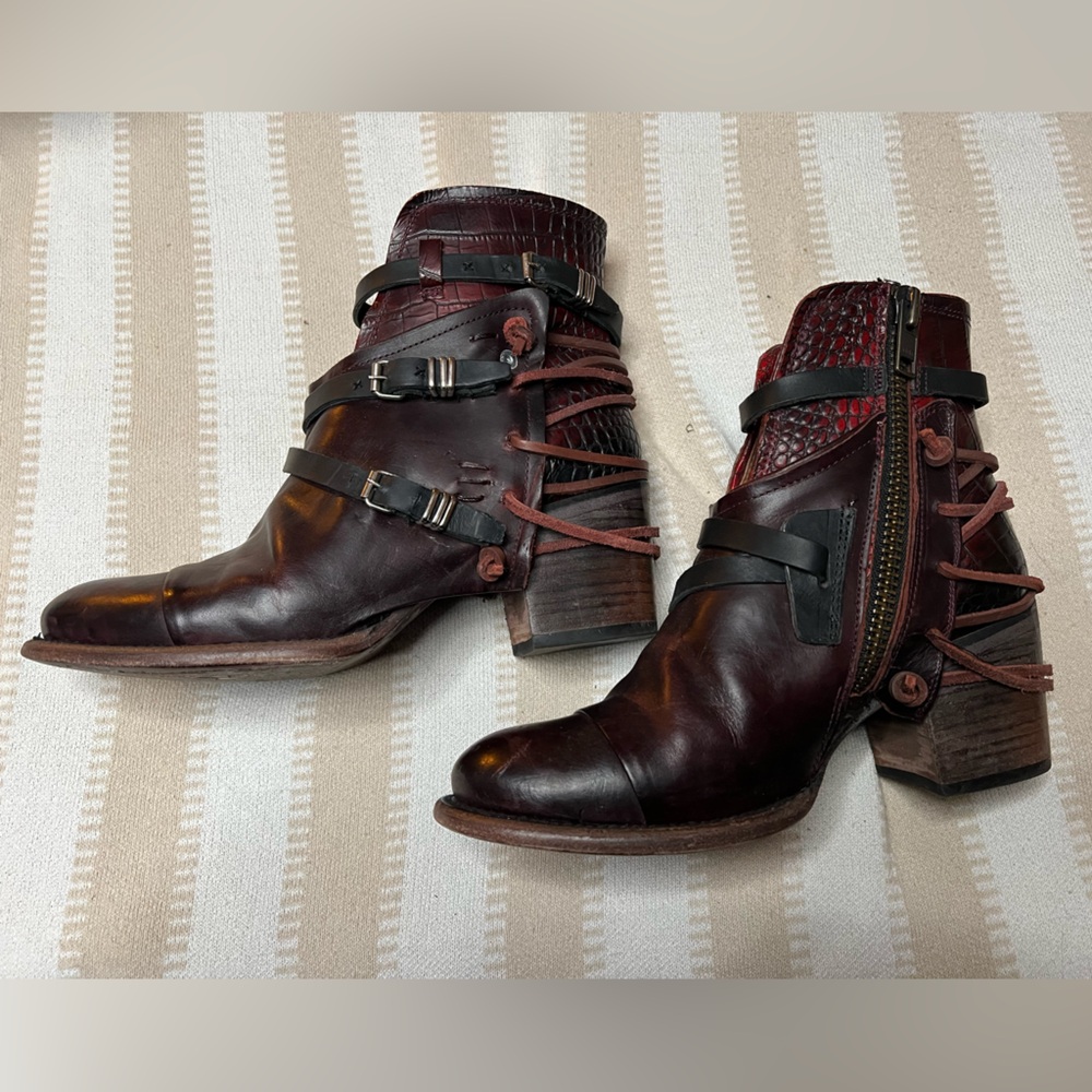 Freebird by Steven Crue size 10
